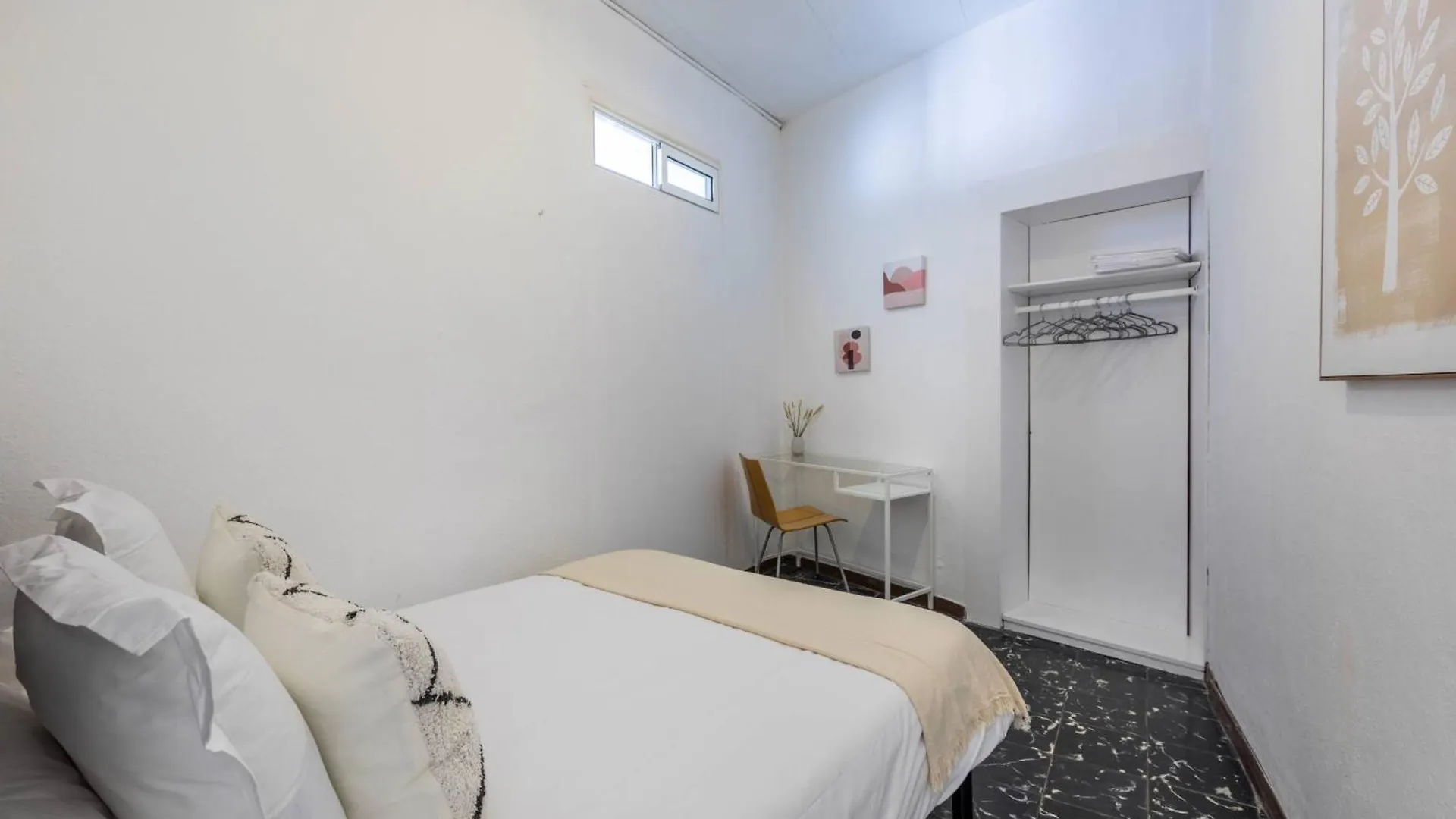 Apartment 22Ara1051- 4Br Flat In The City Center Barcelona